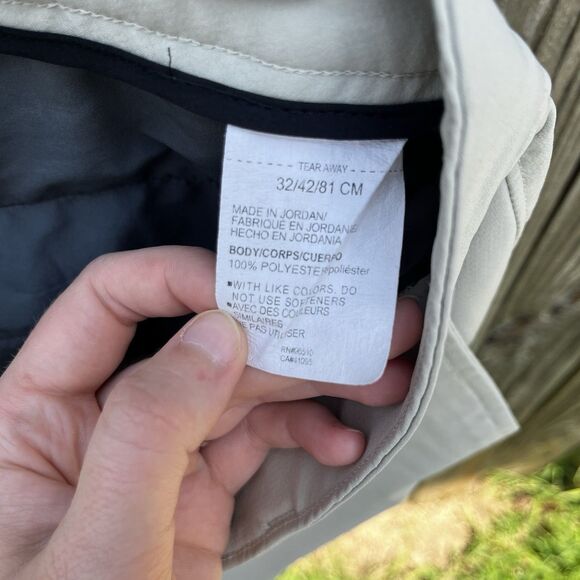 Under Armour Men's 32 UA Tech Stretch Khaki Golf Shorts Performance 1350071 - Picture 10 of 13